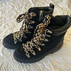 Circus by Sam Edelman Giselle black suede ankle boots. Side zip, fleece. Size 5